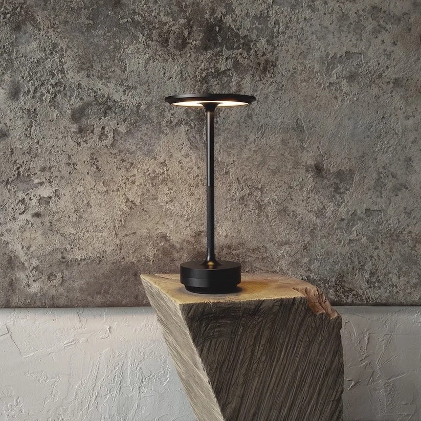 Hestia™ - Smart Lamp
