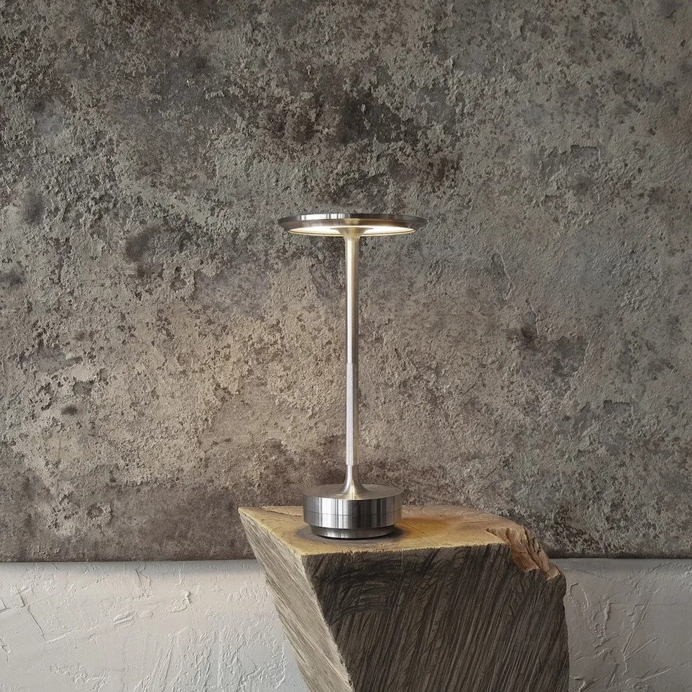 Hestia™ - Smart Lamp