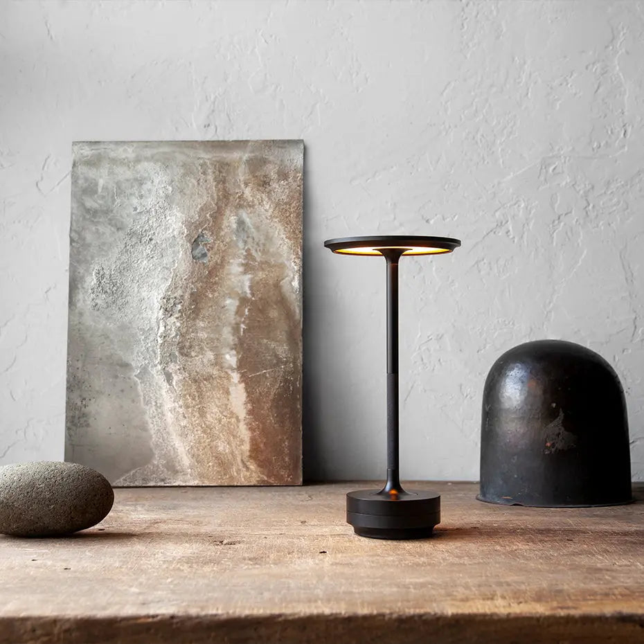 Hestia™ - Smart Lamp