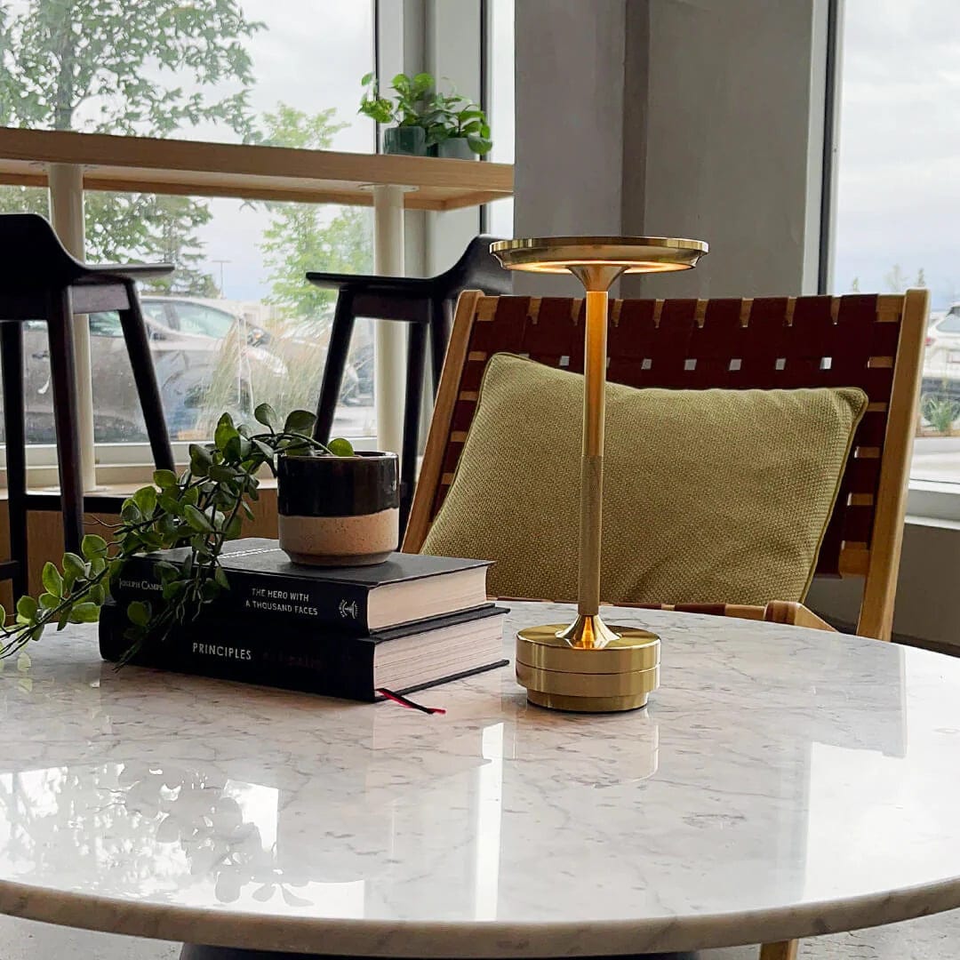 Hestia™ - Smart Lamp